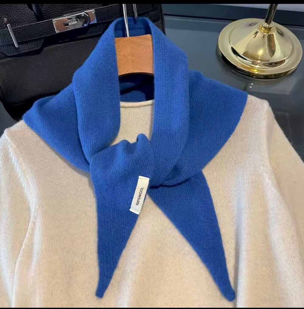 100% Wool Winter Scarf Women’s Warm Shawl Wrap Blue 23,6” X 51”